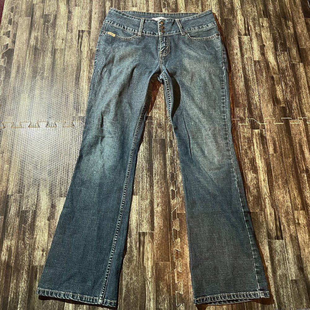 🤑Signature by Levi's Strauss Women's Stretch Straight Leg Jeans